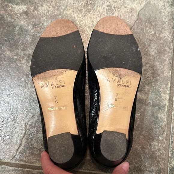 Amalfi by Rangoni size 7M patent leather heels - Picture 2 of 6